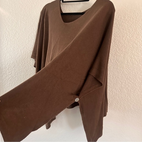 Brown Oversized Dolman Poncho Sweater One Size V-Neck High Low Hem Cozy Knit - Picture 2 of 6